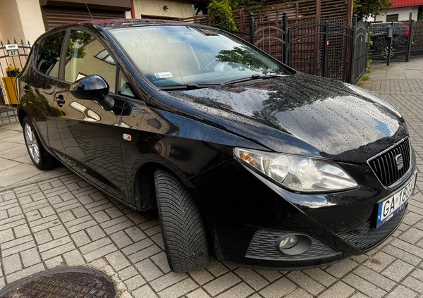 Seat Ibiza cena 23900 przebieg: 116950, rok produkcji 2010 z Gdynia małe 137